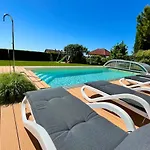 公寓 Panorama Apartmanhaz 巴拉顿菲赖德