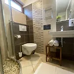 Panorama Apartmanhaz * バラトンフレド
