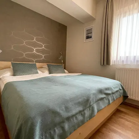 Lägenhet Panorama Apartmanhaz Balatonfüred