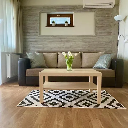 Panorama Apartmanhaz * Balatonfured
