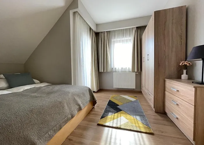 Panorama Apartmanhaz *