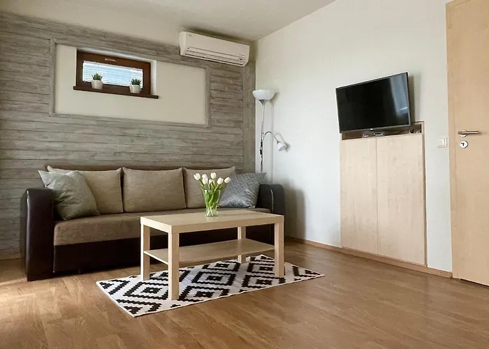 Panorama Apartmanhaz * Balatonfured