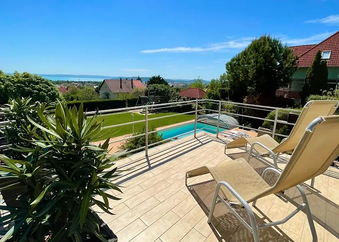 Panorama Apartmanhaz Apartment Balatonfured
