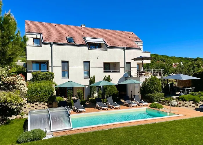 Panorama Apartmanhaz * Balatonfured