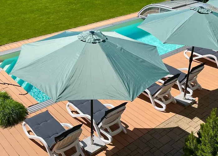 Panorama Apartmanhaz 公寓 巴拉顿菲赖德