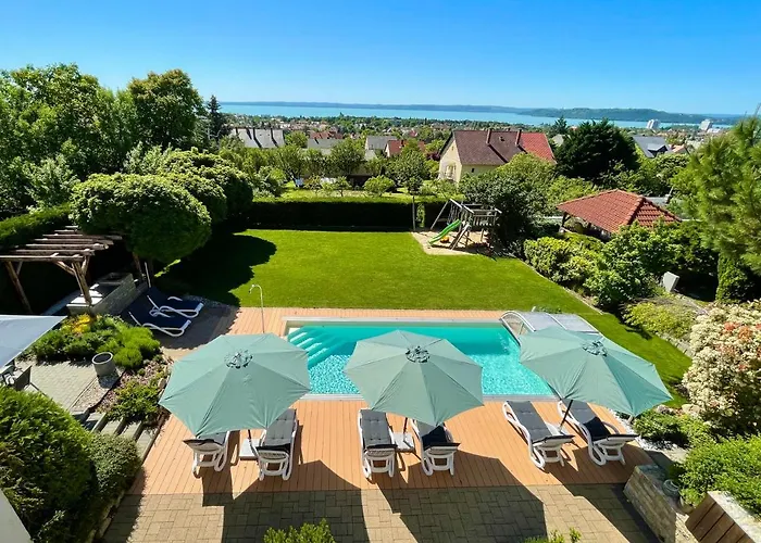 Apartment Panorama Apartmanhaz Balatonfured