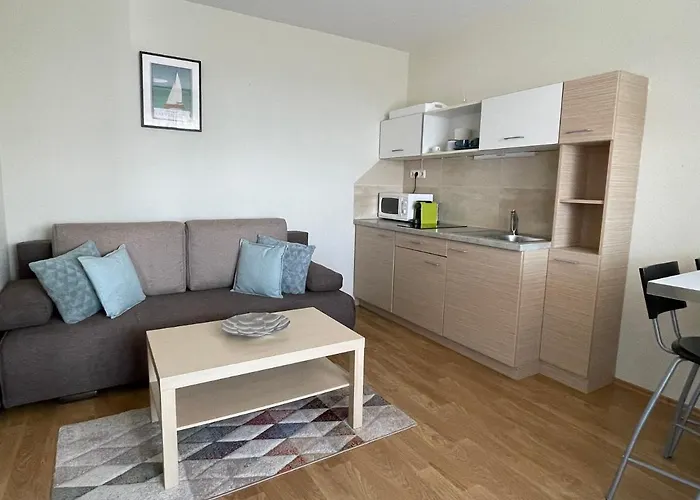 Apartment Panorama Apartmanhaz Balatonfured