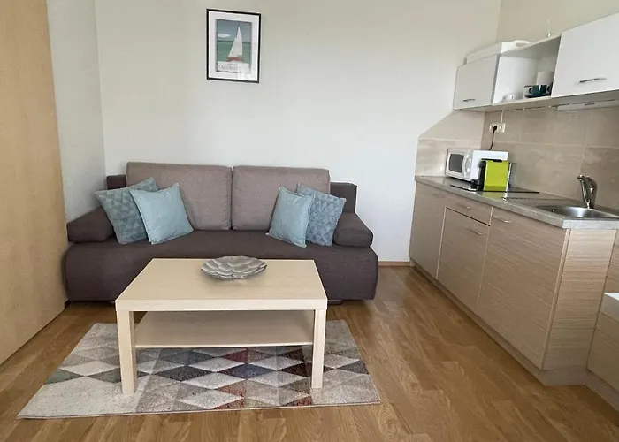 Panorama Apartmanhaz 公寓 *